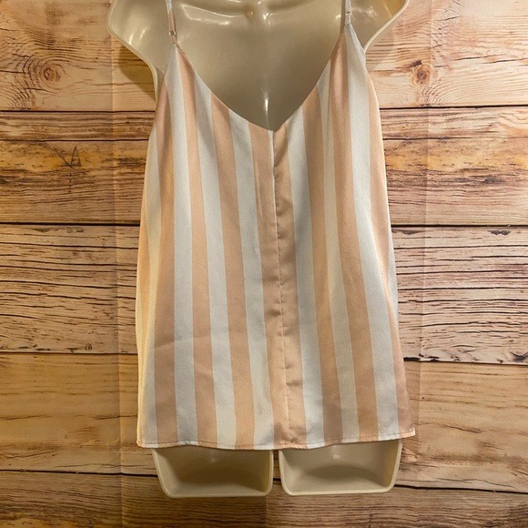 APT 9 Cami - Picture 2 of 4